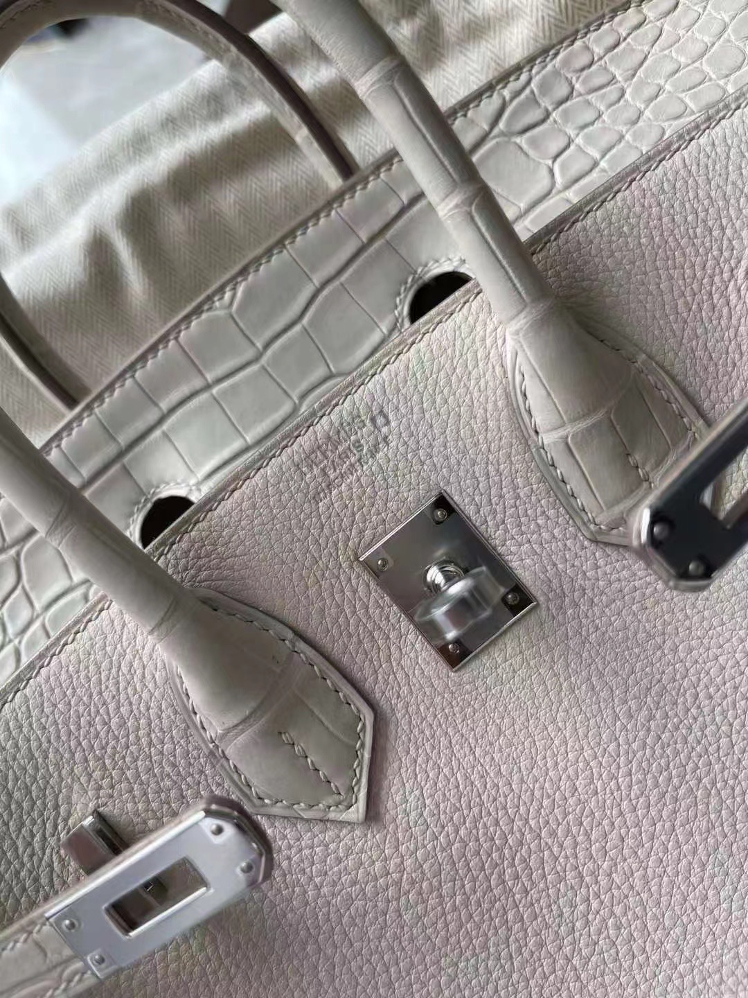 에르메스 버킨백25 화이트 은장 악어가죽 핸들